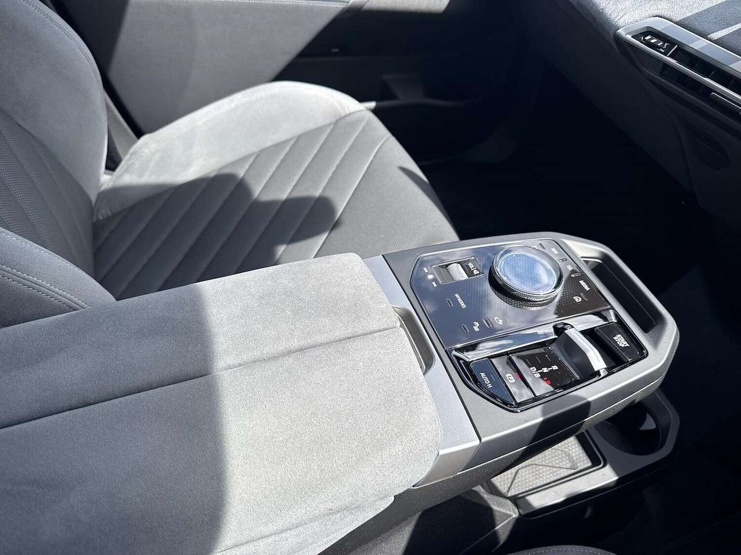 Used BMW iX 2025 for sale - 77488123: Photo 14