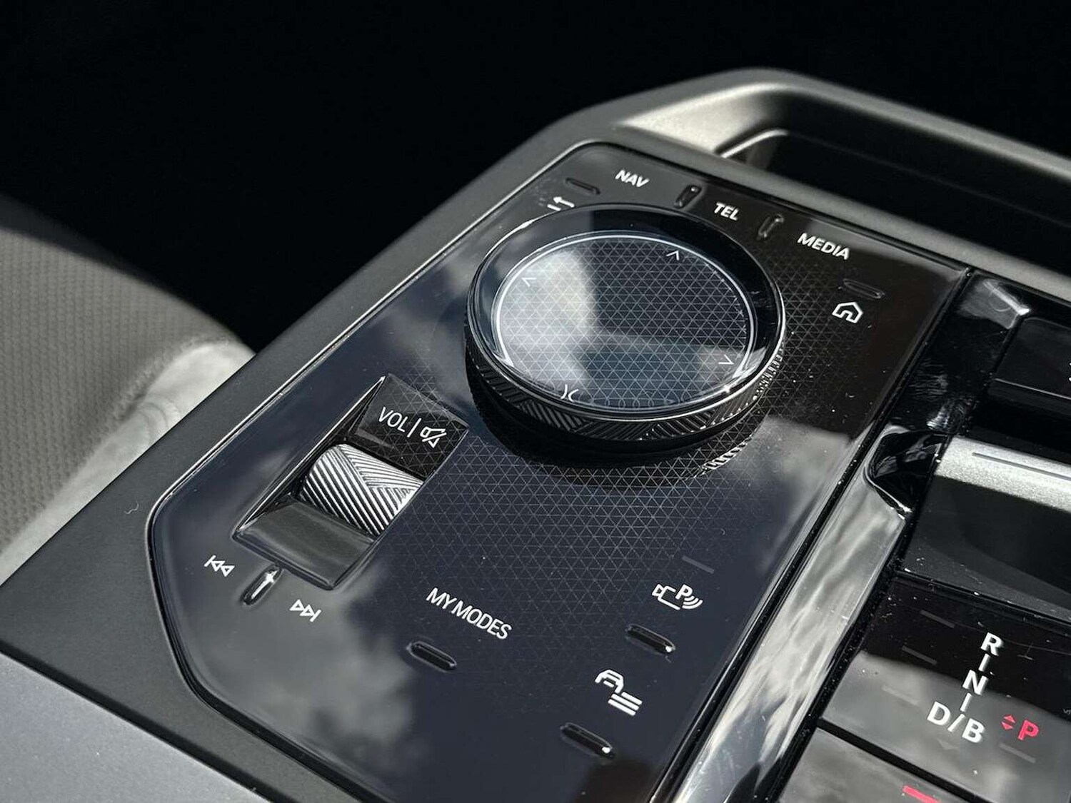 Used BMW iX 2025 for sale - 77488123: Photo 24