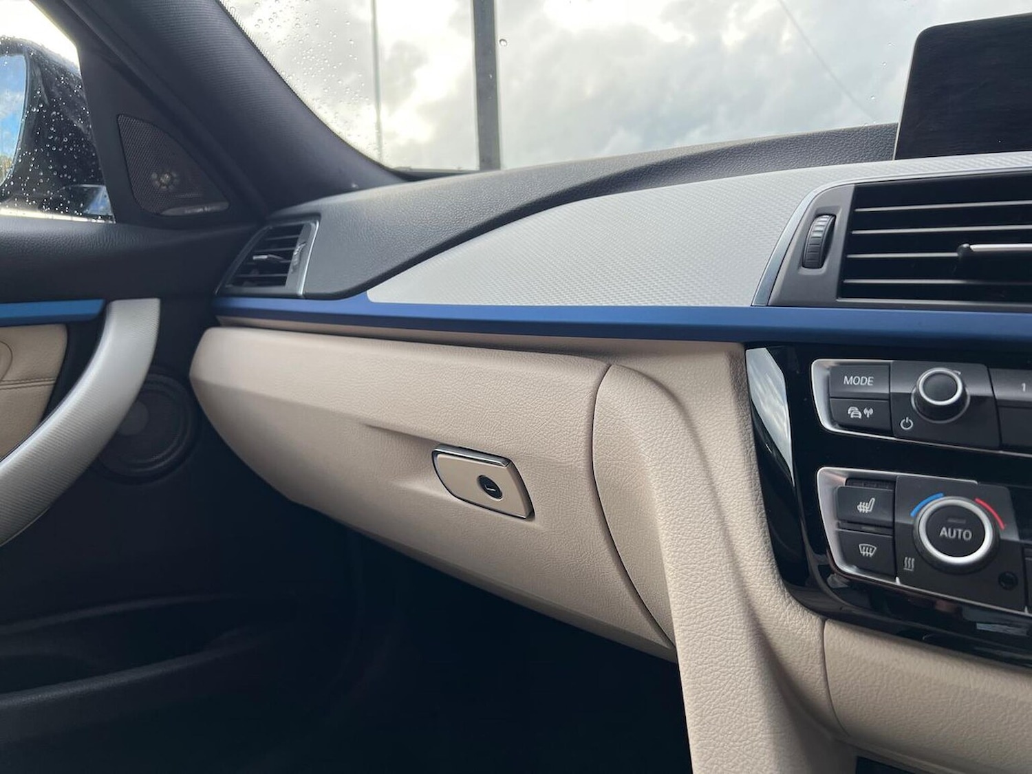 Used BMW 3 Series 2016 for sale - 76449586: Photo 24