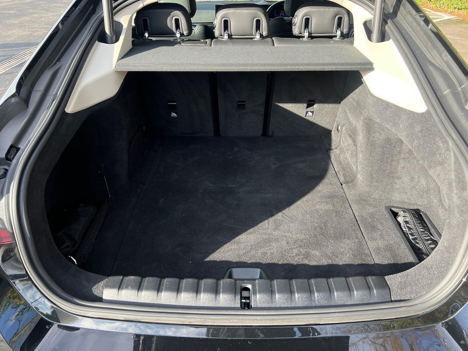 Used BMW i4 2024 for sale - 76478171: Photo 17