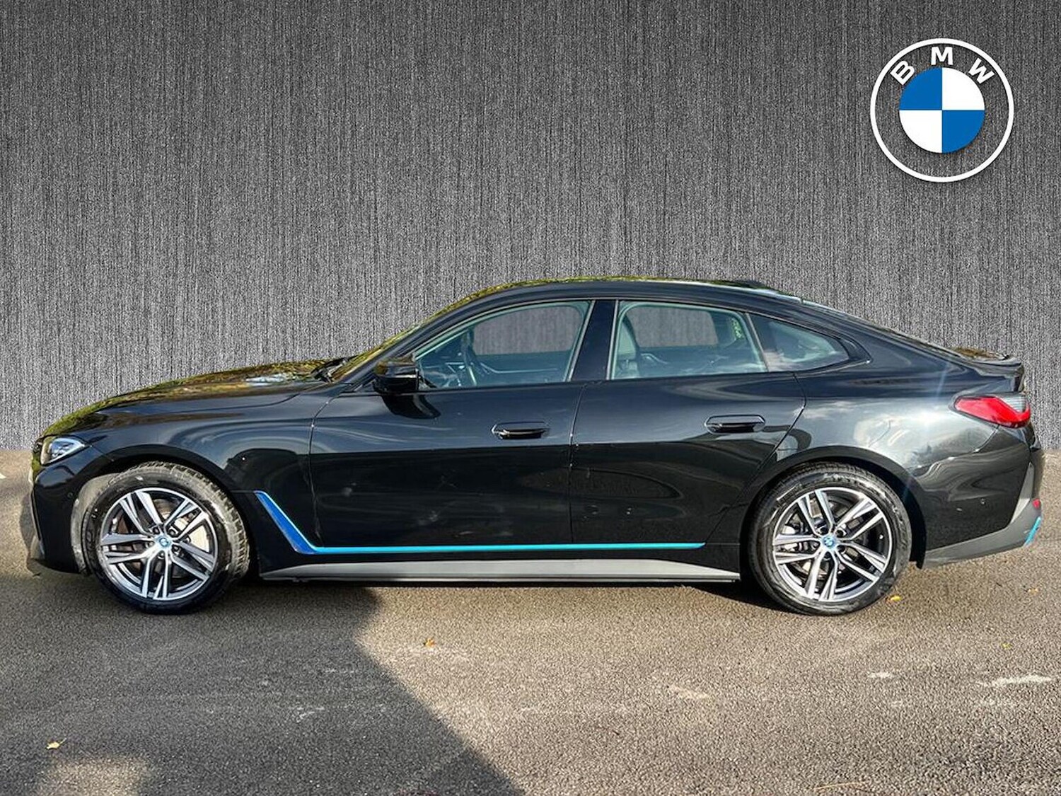 Used BMW i4 2024 for sale - 76478171: Photo 19