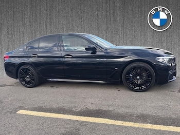 Used BMW 5 Series 2018 for sale - 76046046: Photo