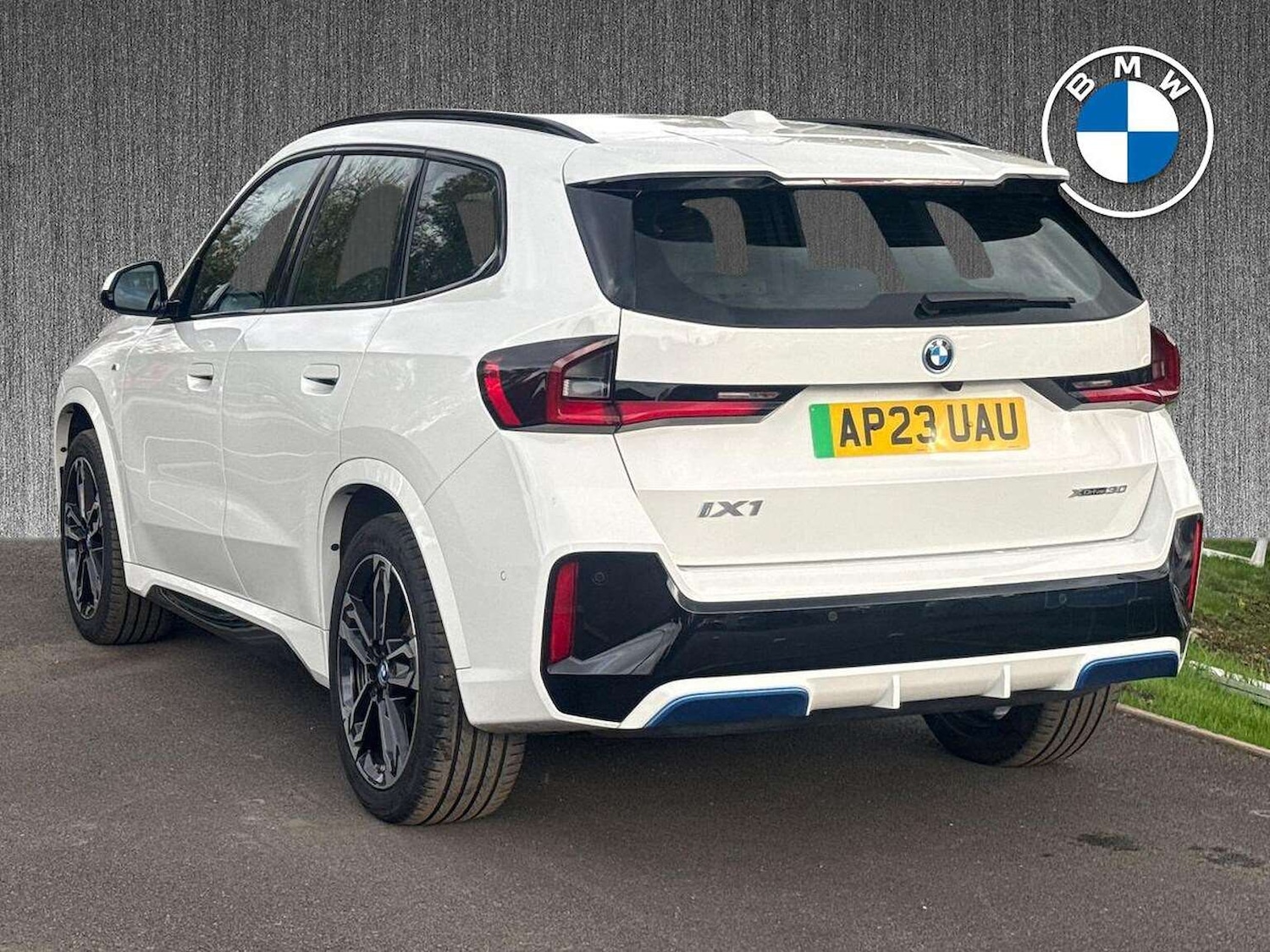 Used BMW iX1 2023 for sale - 76596412: Photo 2