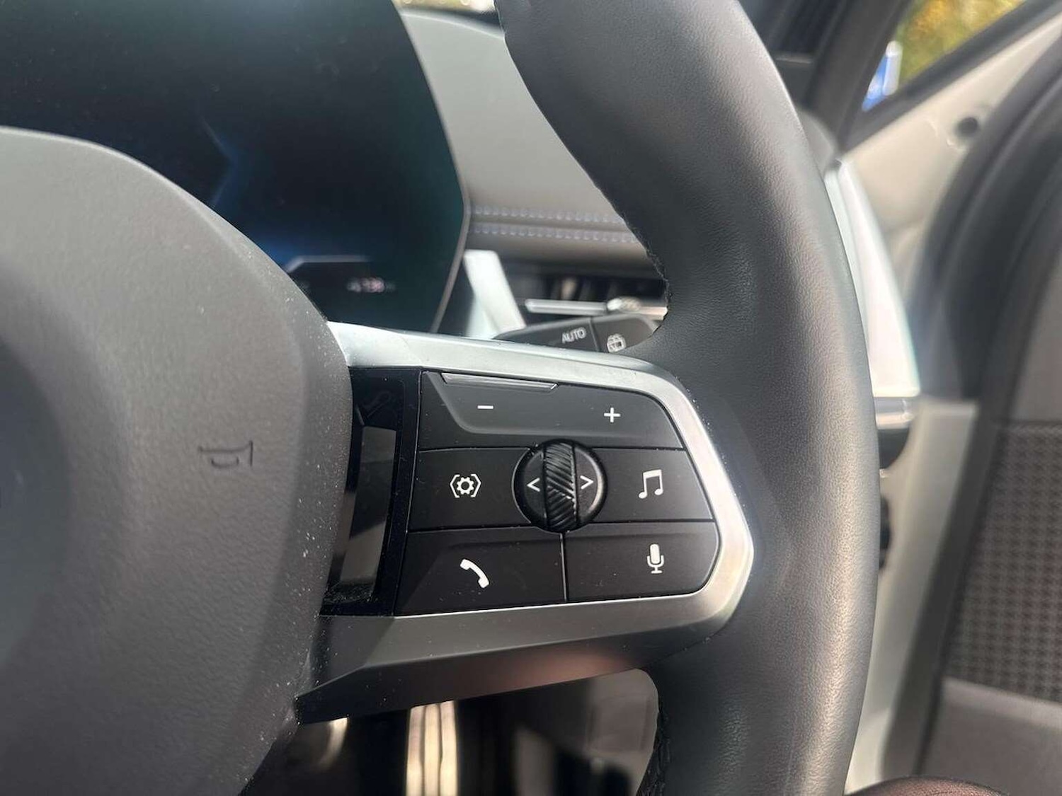 Used BMW iX1 2023 for sale - 76596412: Photo 26