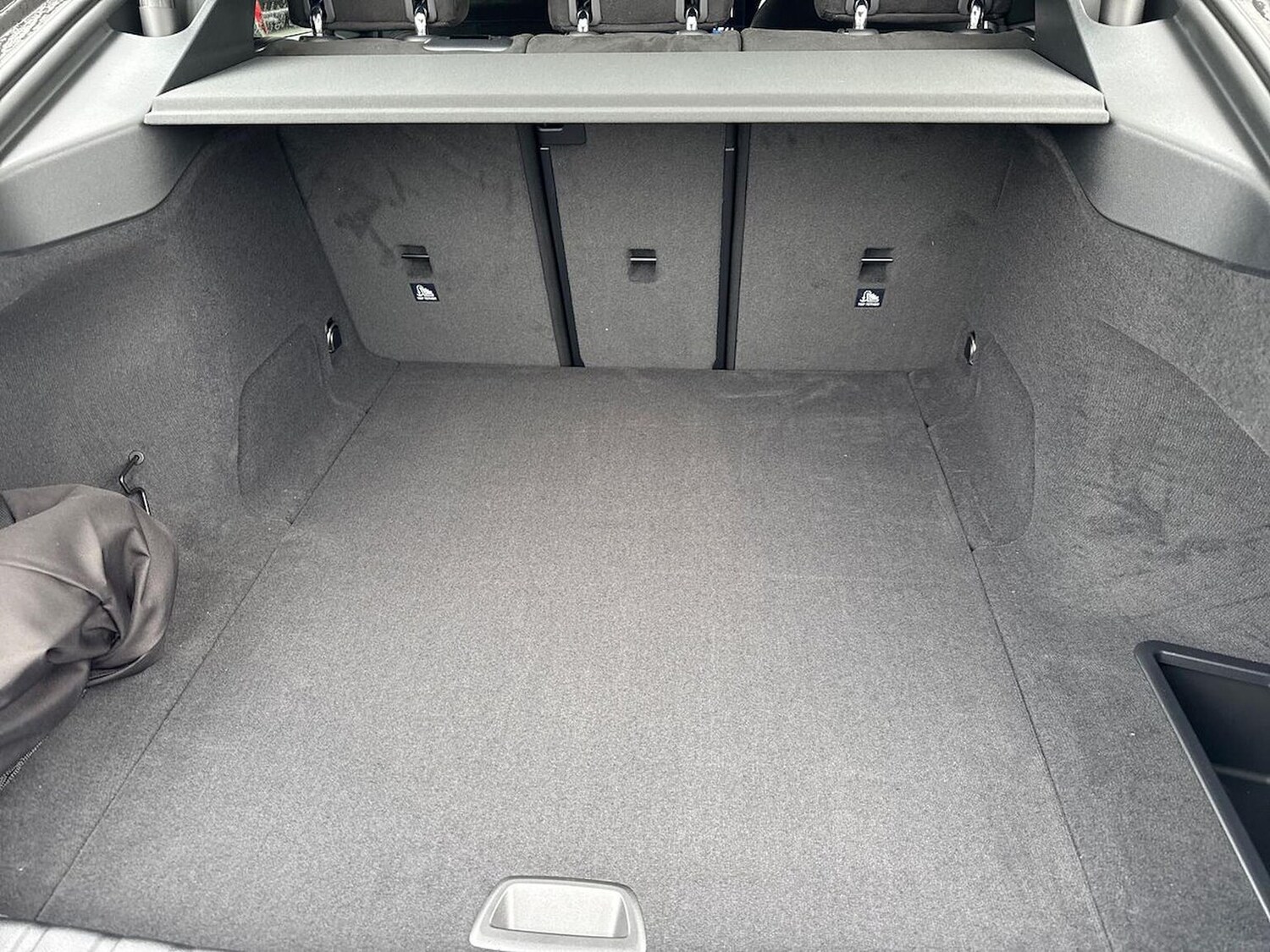 Used BMW i4 2025 for sale - 76157162: Photo 17