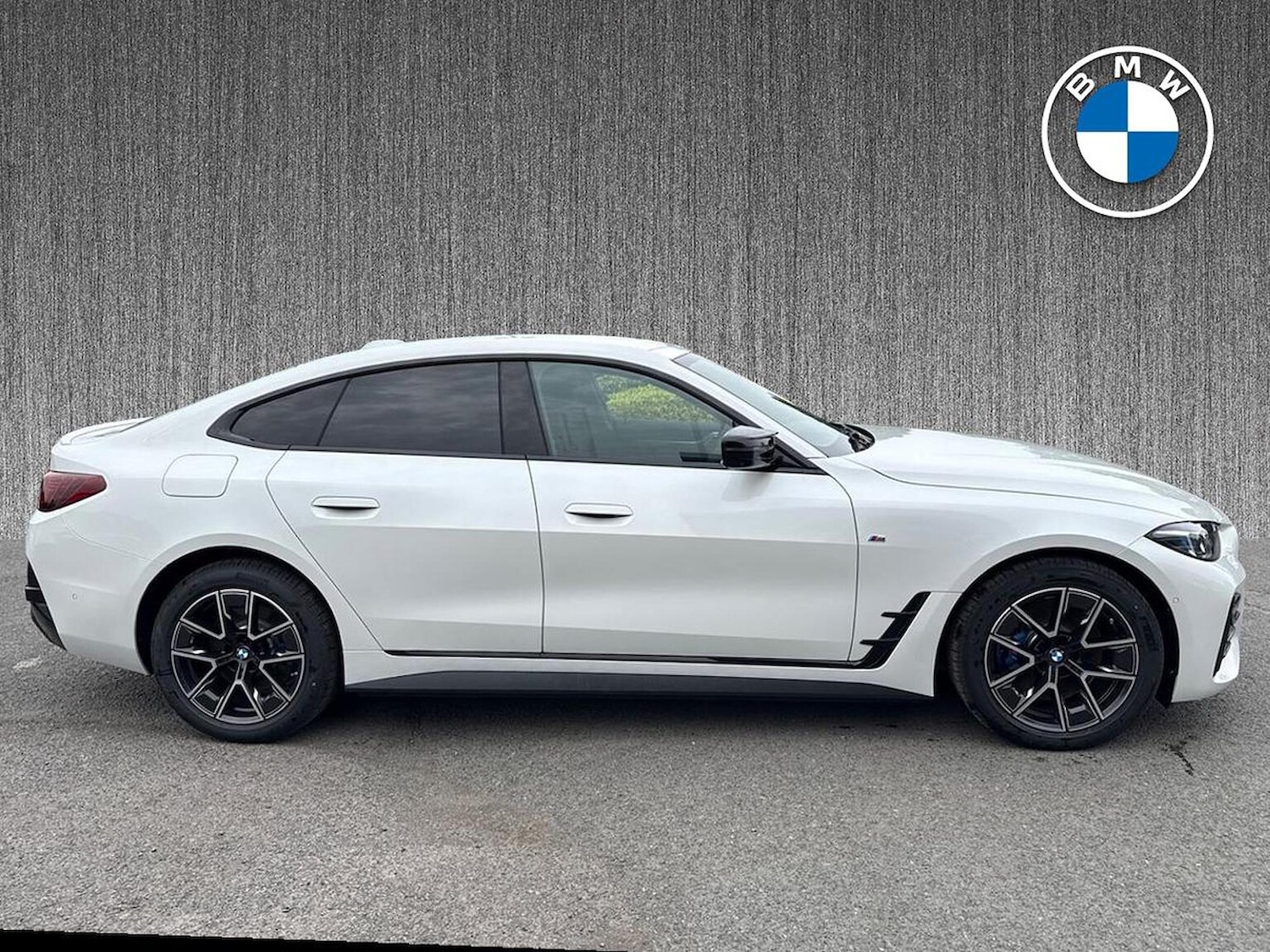 Used BMW i4 2025 for sale - 76157162: Photo 3