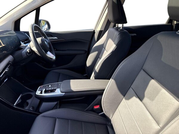 Used BMW 2 Series 2025 for sale - 76076392: Photo 8