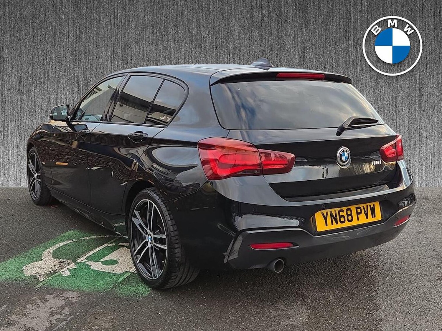 Used BMW 1 Series 2018 for sale - 76497235: Photo 2