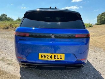 Used Land Rover Range Rover Sport 2024 for sale - 79205779: Photo