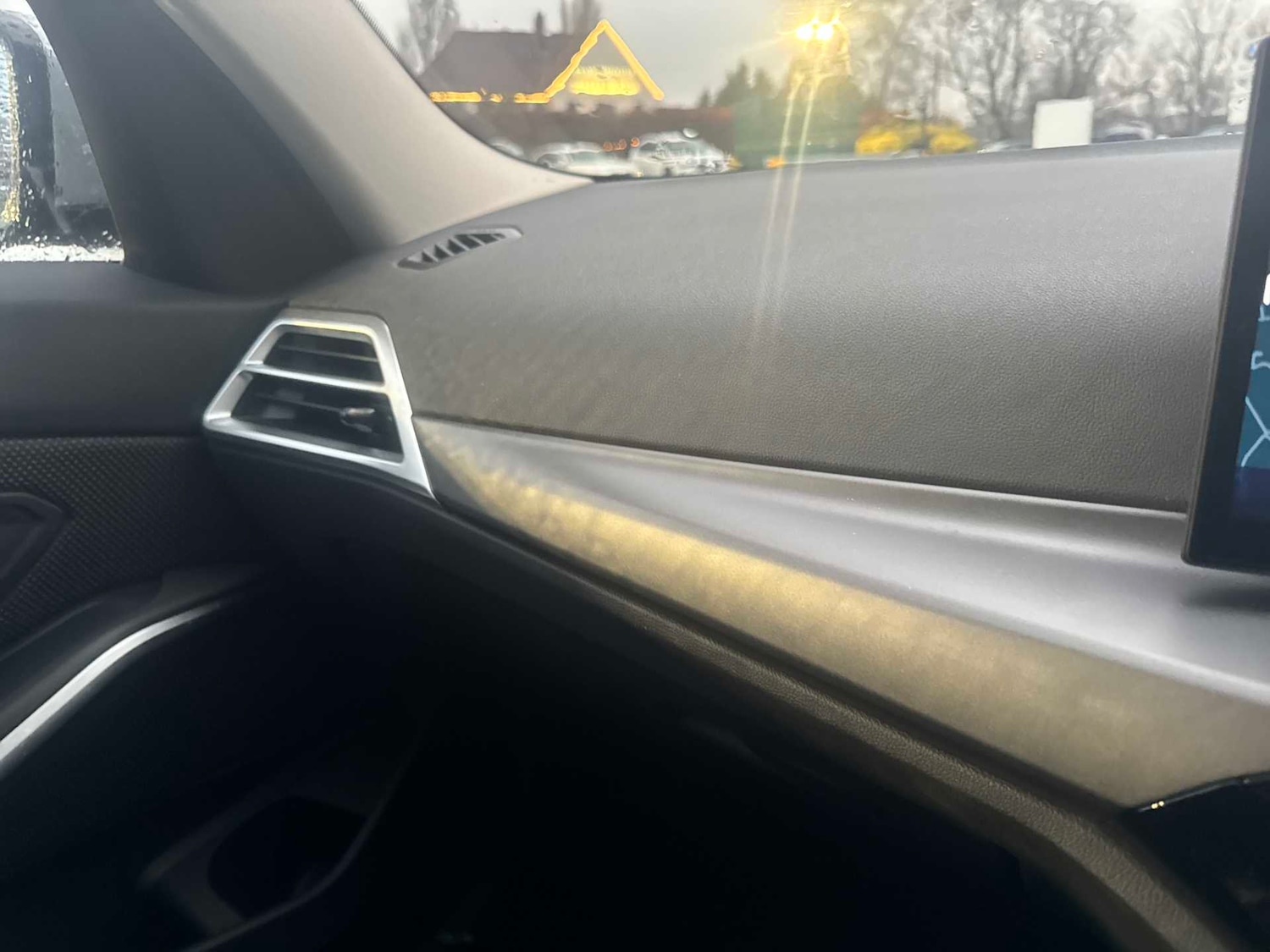 Used BMW 3 Series 2025 for sale - 76986921: Photo 23