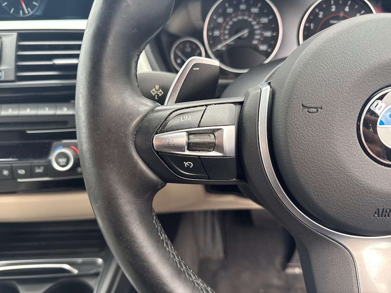 Used BMW 3 Series 2016 for sale - 76596446: Photo 25