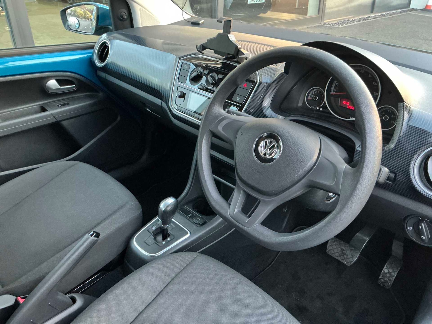 Used Volkswagen up! 2018 for sale - 76897109: Photo 15