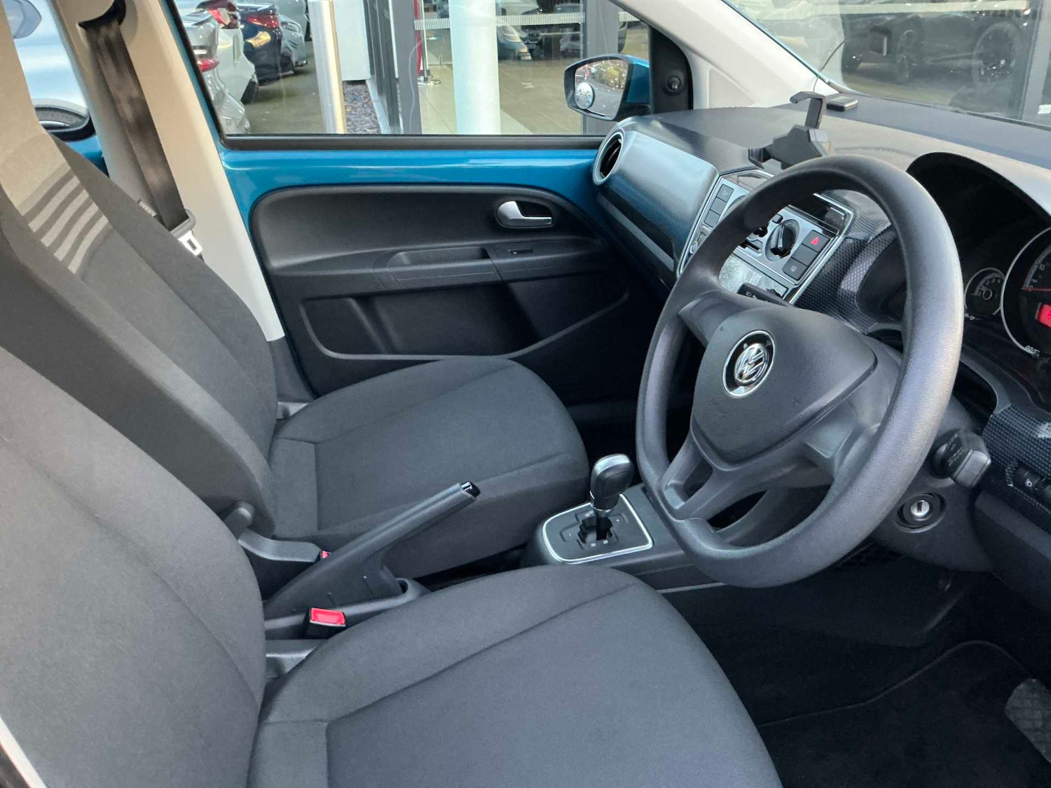 Used Volkswagen up! 2018 for sale - 76897109: Photo 21