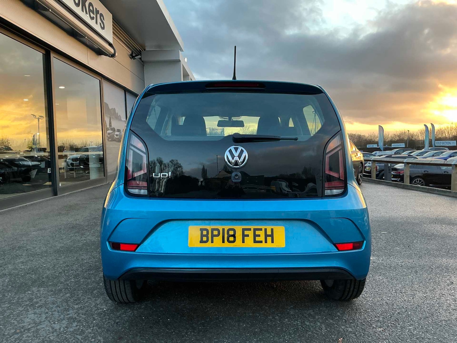 Used Volkswagen up! 2018 for sale - 76897109: Photo 4