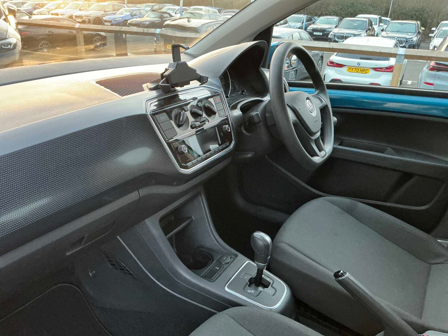 Used Volkswagen up! 2018 for sale - 76897109: Photo 7