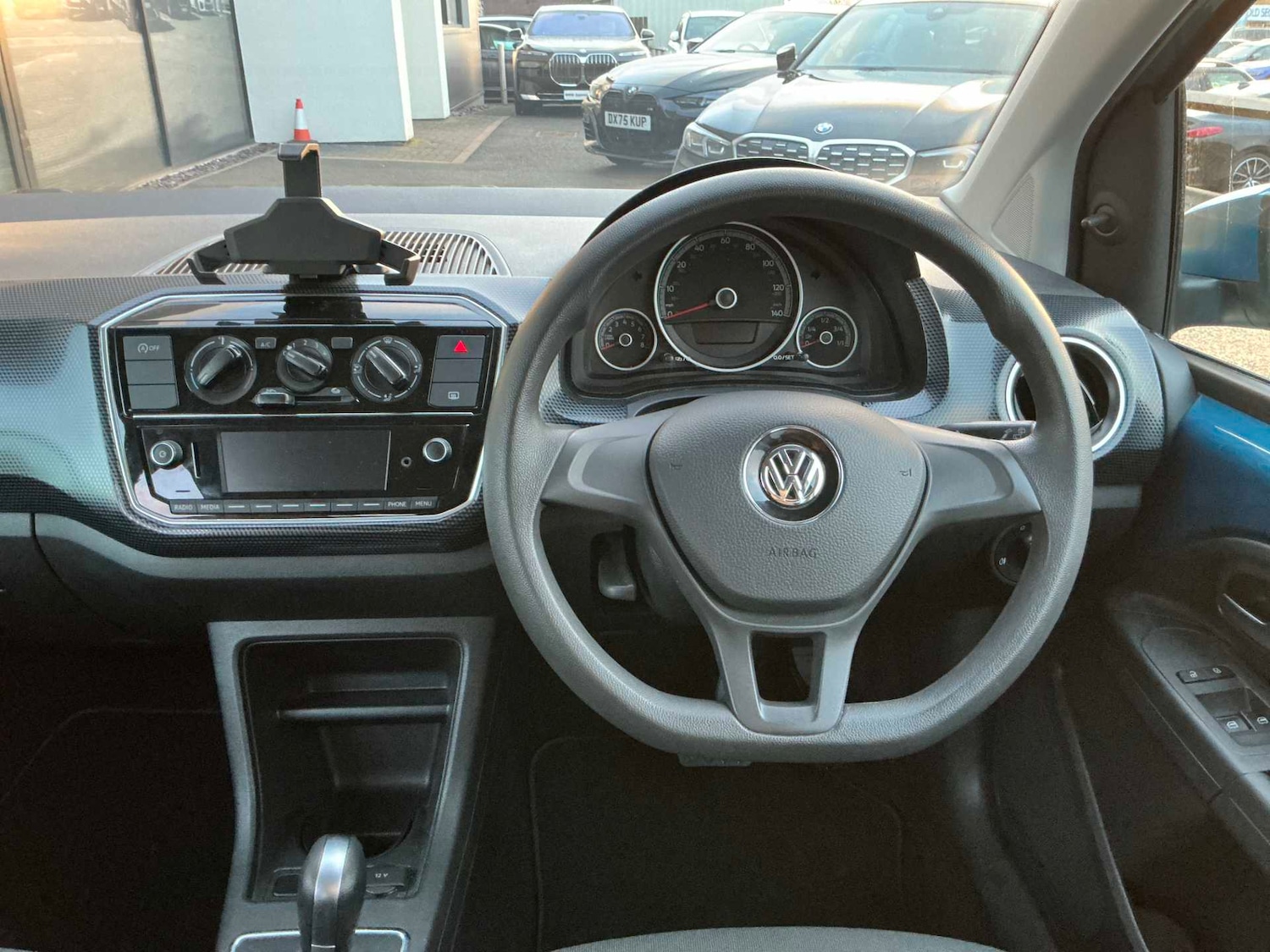 Used Volkswagen up! 2018 for sale - 76897109: Photo 9