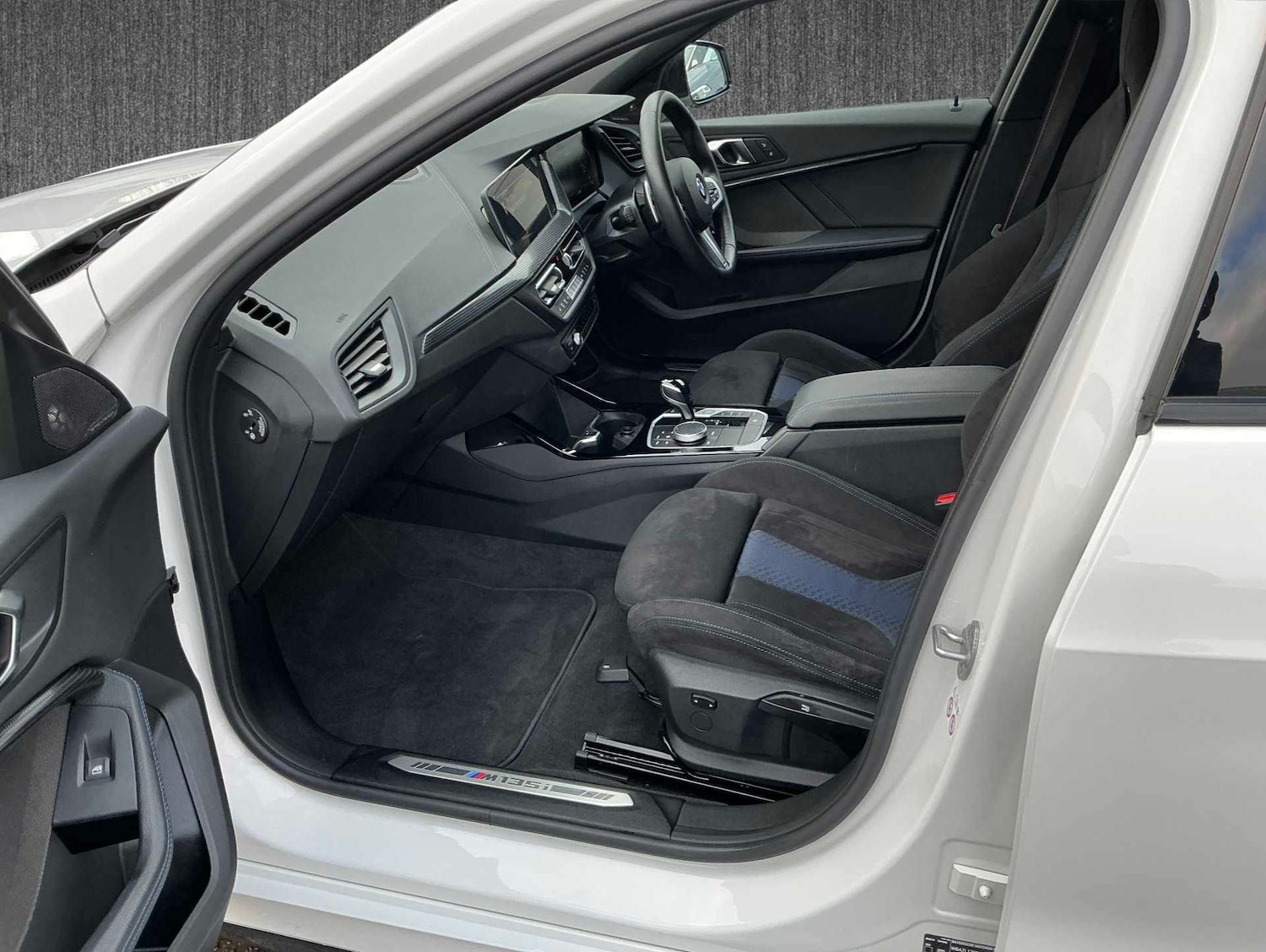 Used BMW 1 Series 2023 for sale - 77759355: Photo 18