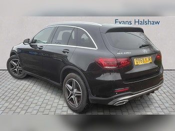 Used Mercedes-Benz GLC 2019 for sale - 77859602: Photo