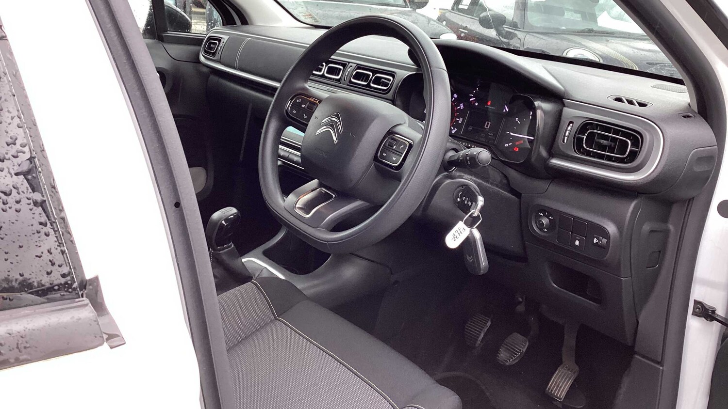 Used Citroen C3 2023 for sale - 77858730: Photo 12