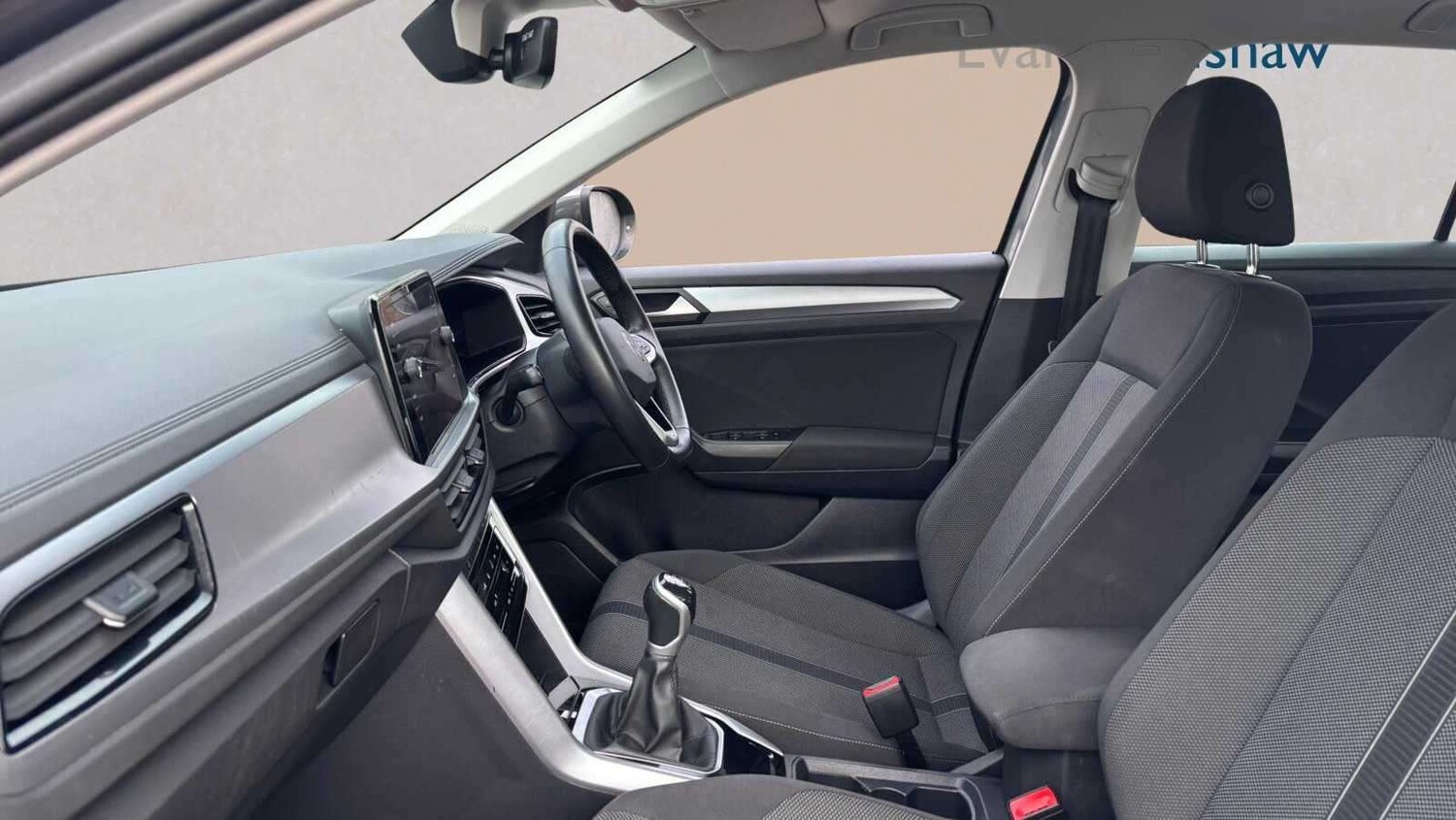 Used Volkswagen T-Roc for sale - 77862176: Photo 12