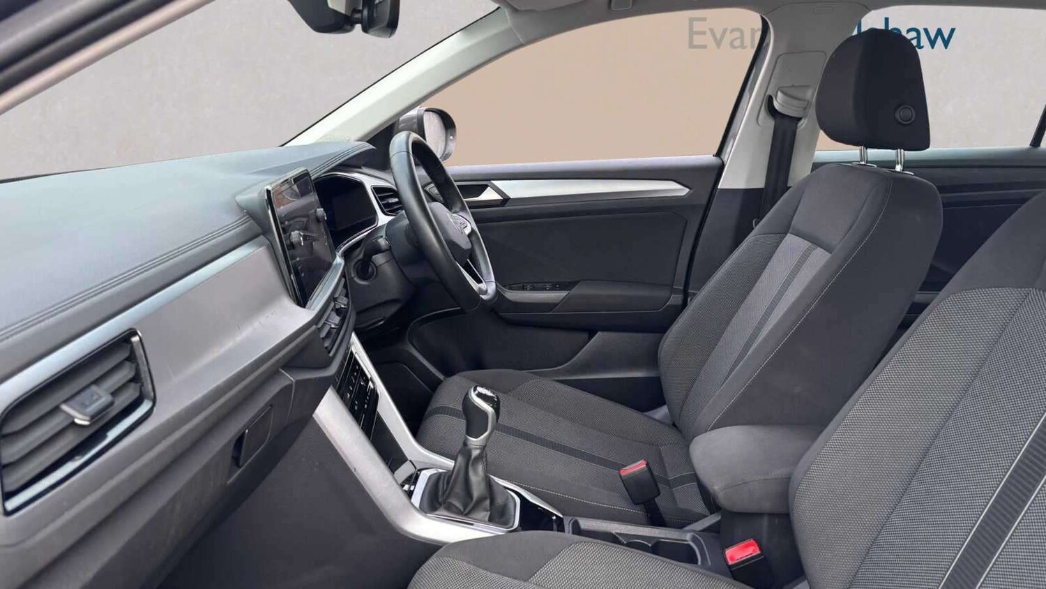 Used Volkswagen T-Roc for sale - 77862176: Photo 17