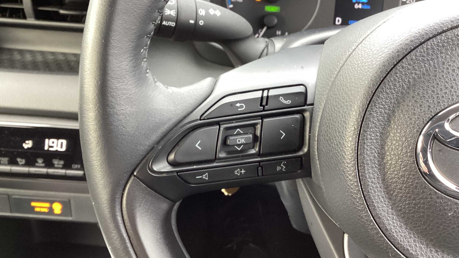 Used Toyota Yaris for sale - 77860562: Photo 15