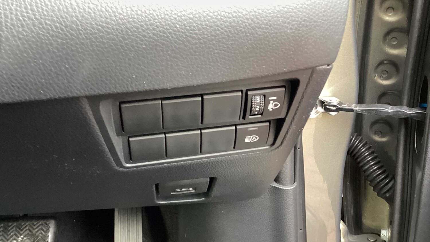 Used Toyota Yaris for sale - 77860562: Photo 26