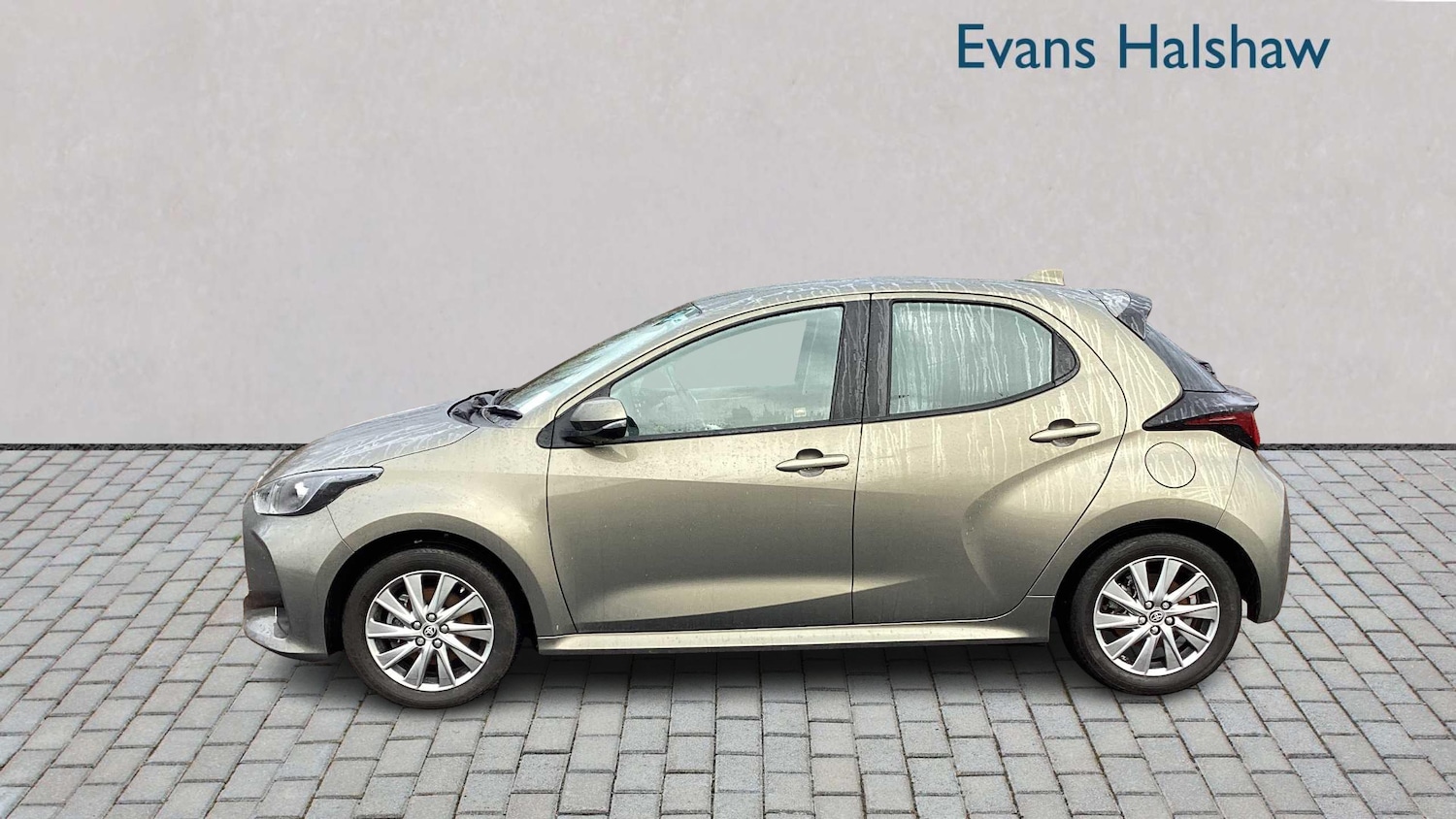 Used Toyota Yaris for sale - 77860562: Photo 4