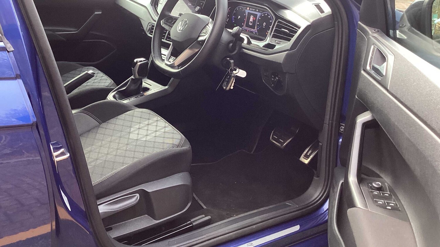 Used Volkswagen Taigo for sale - 77857255: Photo 11