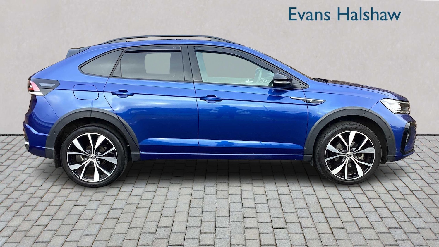 Used Volkswagen Taigo for sale - 77857255: Photo 2