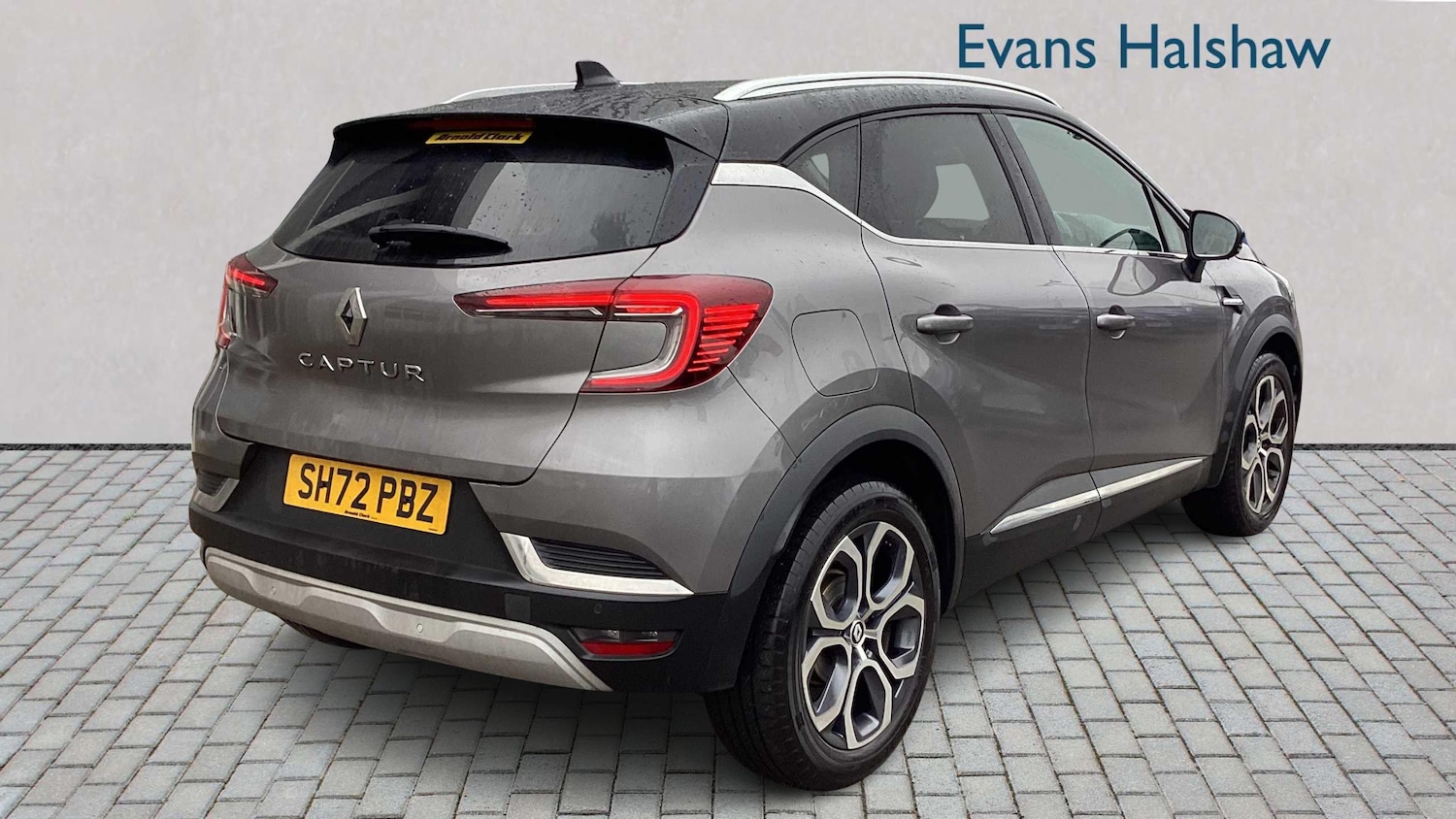 Used Renault Captur for sale - 77860984: Photo 3