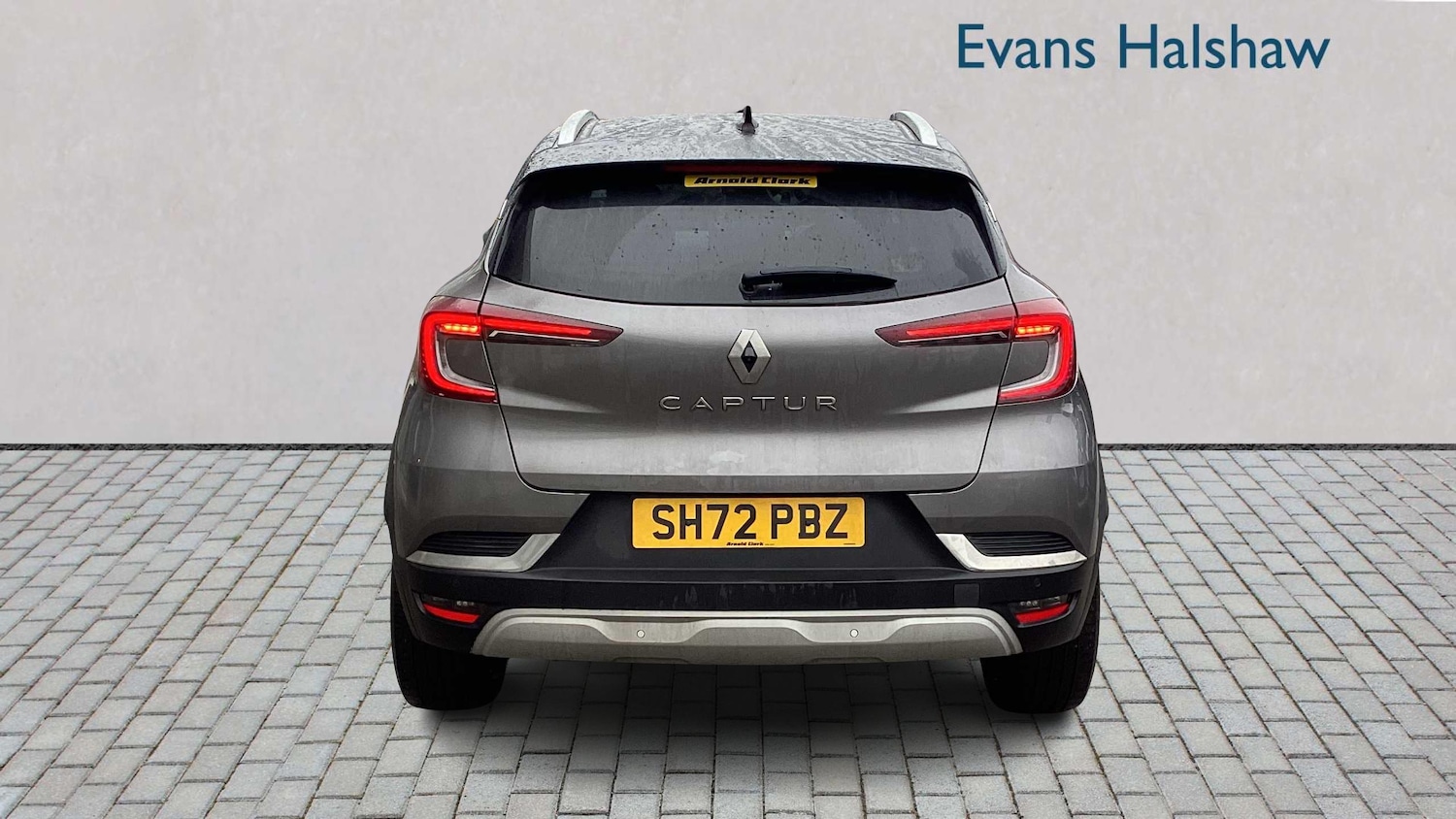 Used Renault Captur for sale - 77860984: Photo 4