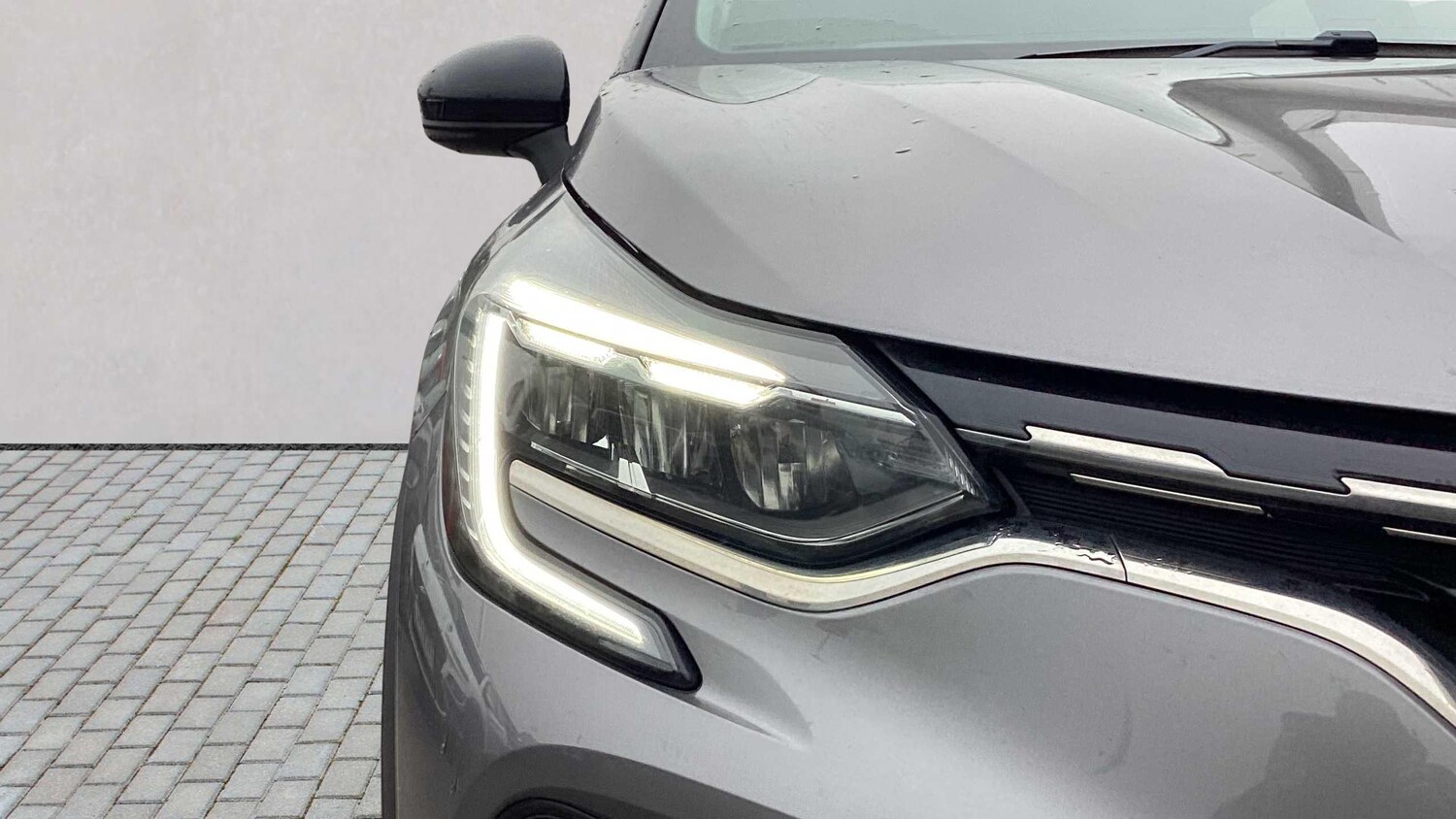 Used Renault Captur for sale - 77860984: Photo 8