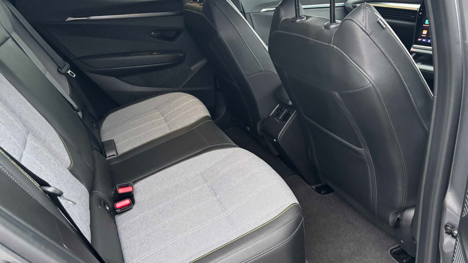 Used Renault Megane E Tech for sale - 77858435: Photo 14