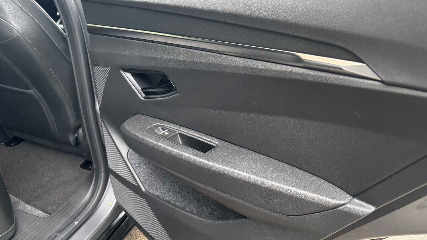 Used Renault Megane E Tech for sale - 77858435: Photo 24