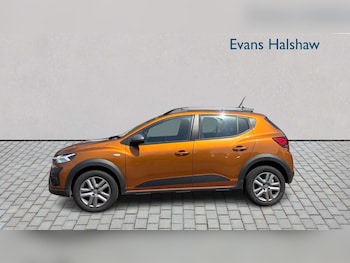Used Dacia Sandero Stepway 2023 for sale - 79014871: Photo