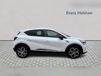 Used Renault Captur 2024 for sale - 79306853: Photo