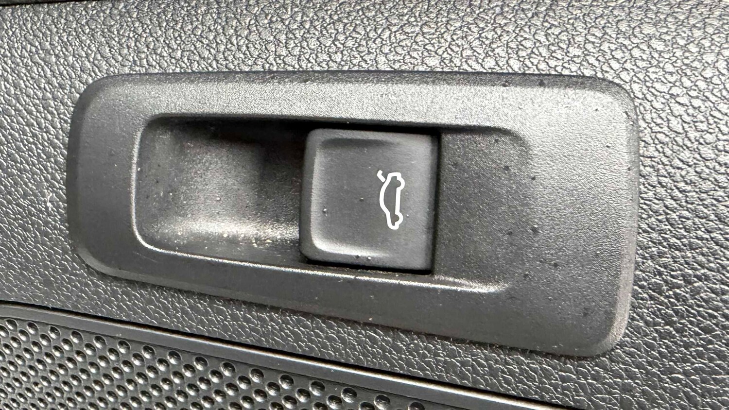 Used Skoda Karoq 2023 for sale - 77858526: Photo 21