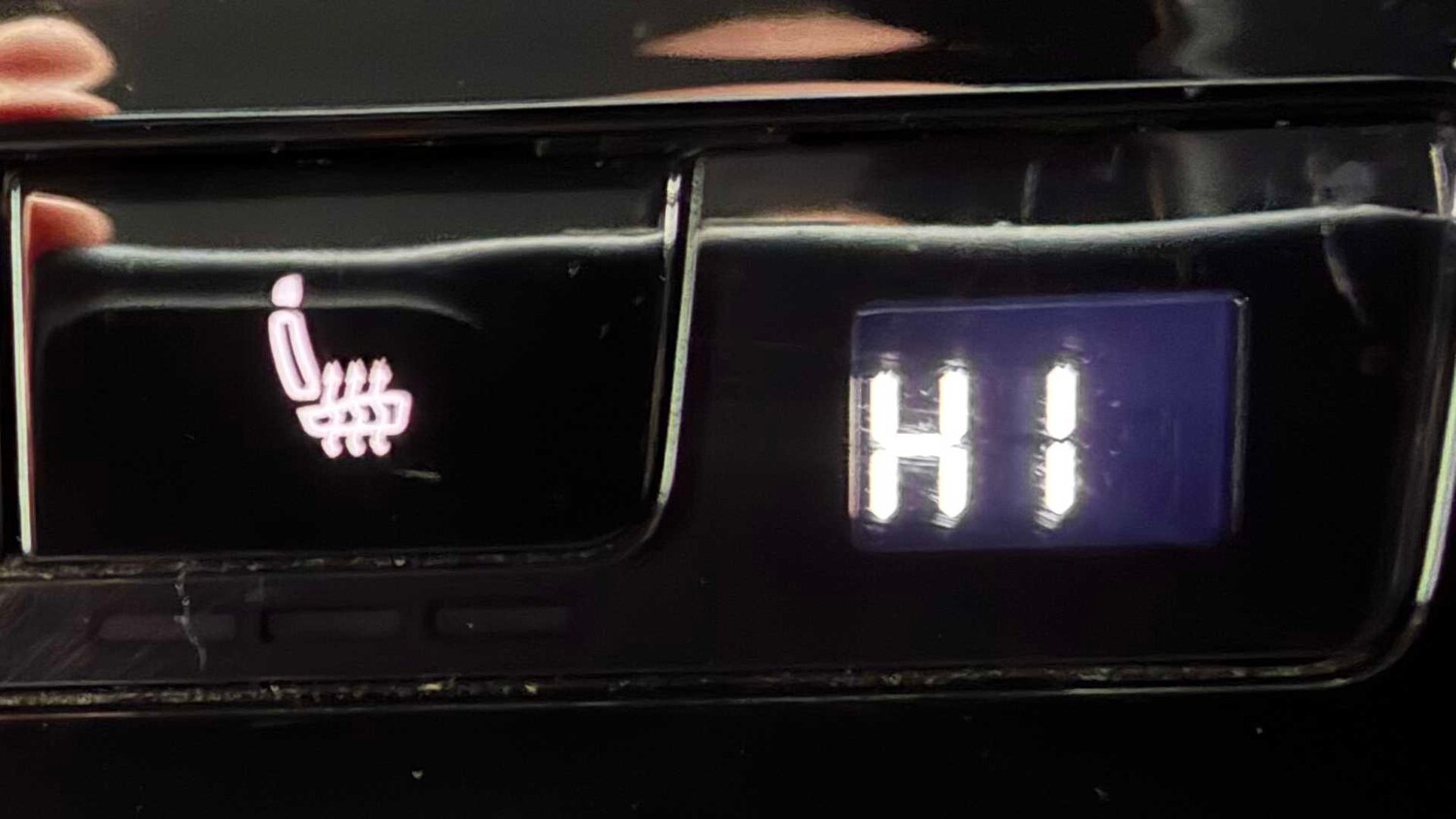 Used Skoda Karoq 2023 for sale - 77858526: Photo 28