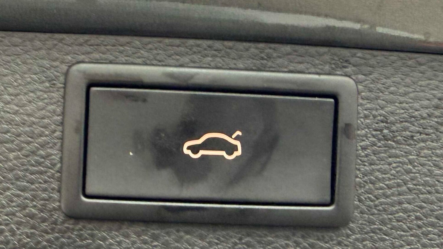 Used Skoda Karoq 2023 for sale - 77858526: Photo 8