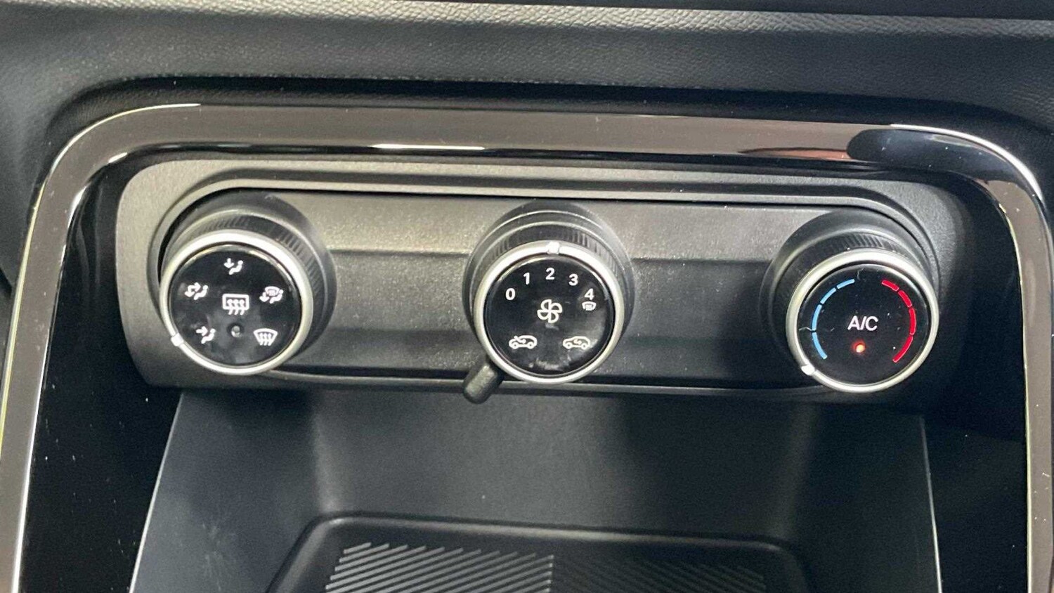 Used Citroen C3 for sale - 77861408: Photo 32