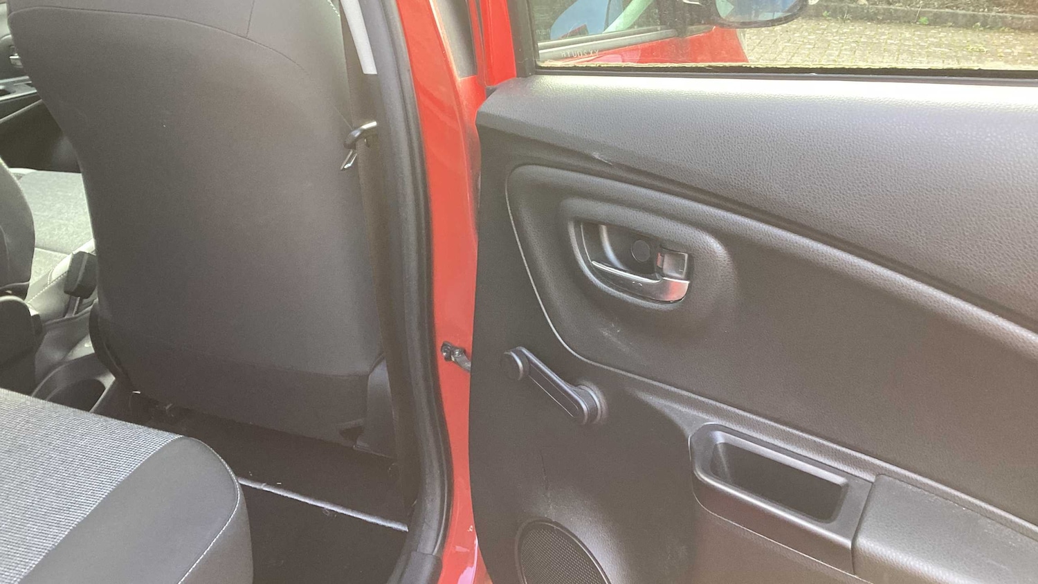 Used Toyota Yaris for sale - 77856993: Photo 18