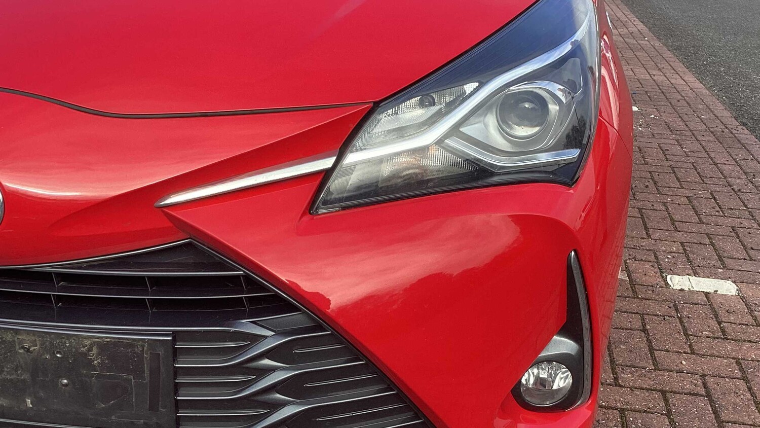 Used Toyota Yaris for sale - 77856993: Photo 24