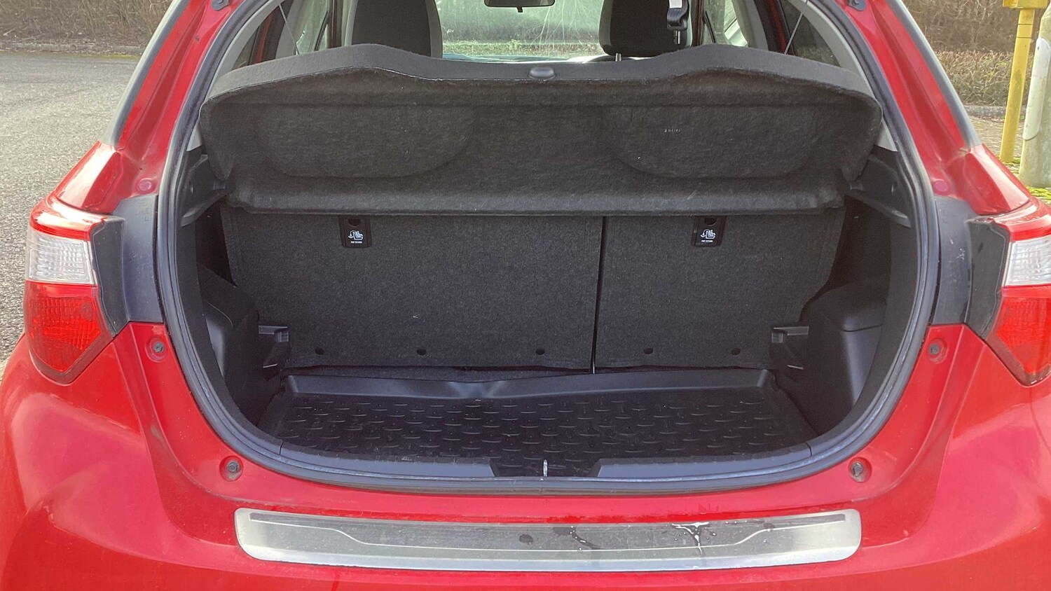 Used Toyota Yaris for sale - 77856993: Photo 8