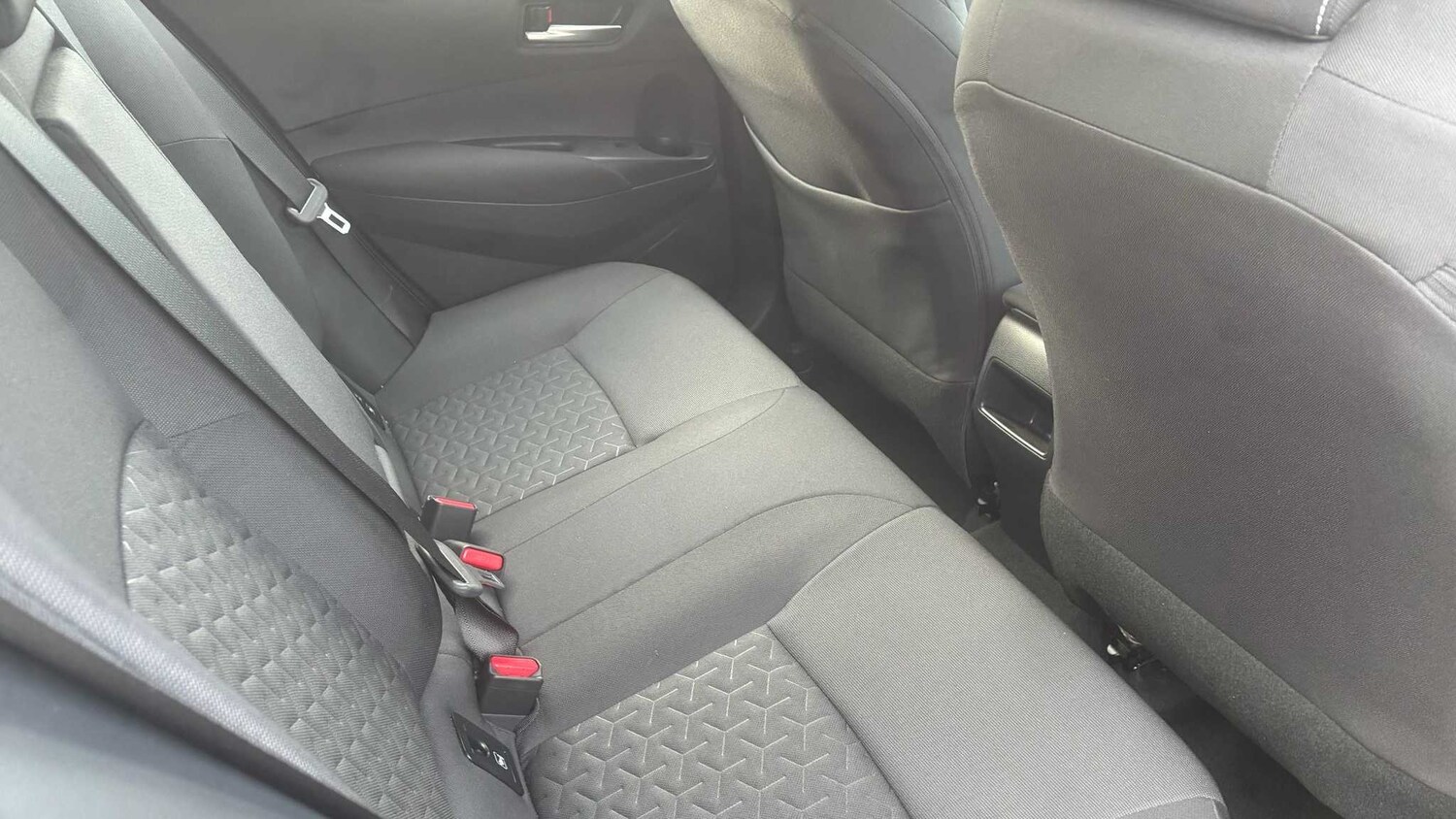 Used Toyota Corolla for sale - 77856861: Photo 11