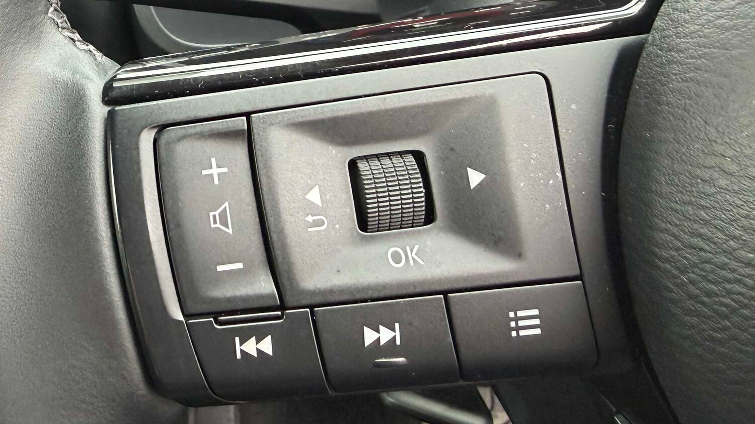 Used Nissan Qashqai for sale - 77859910: Photo 27