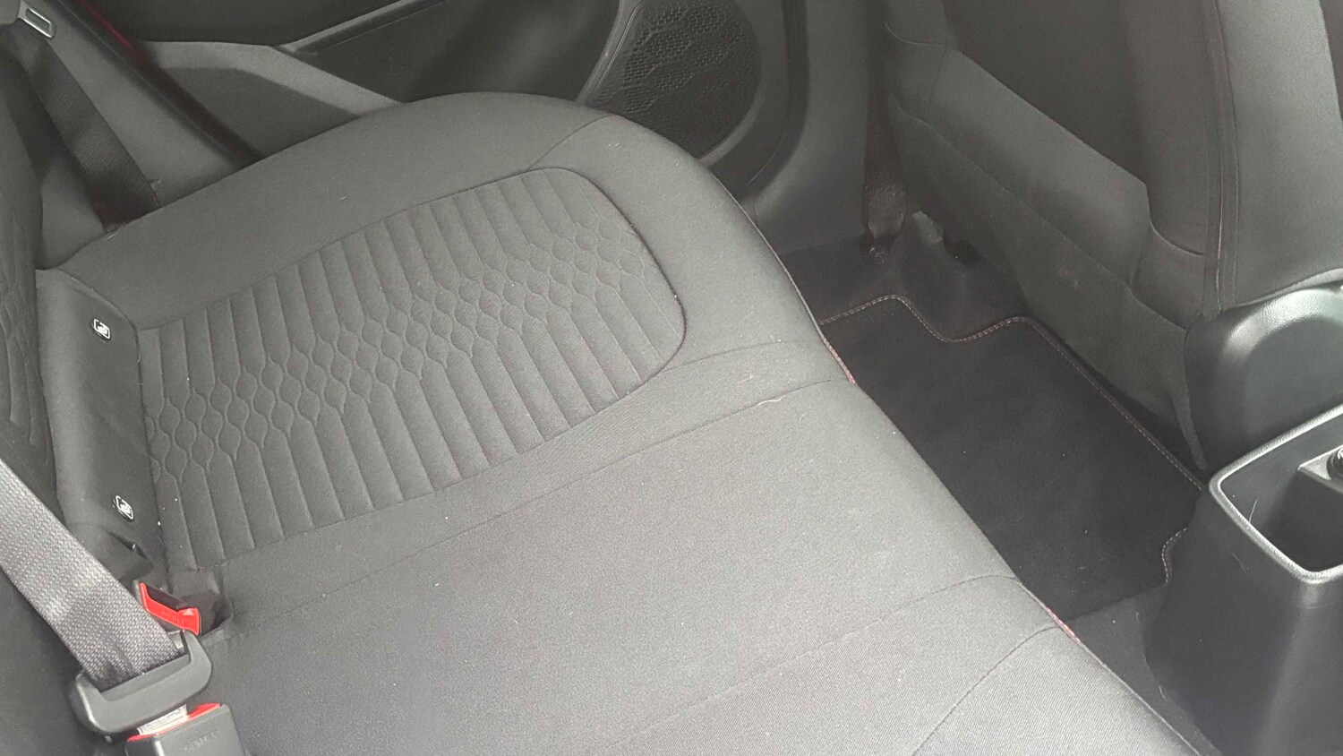 Used Hyundai i10 for sale - 77860340: Photo 12