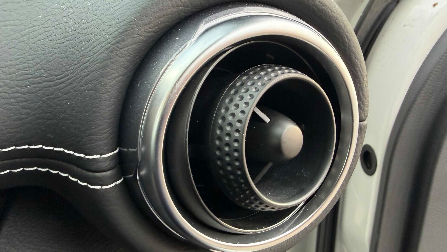 Used Nissan Juke for sale - 77857835: Photo 31