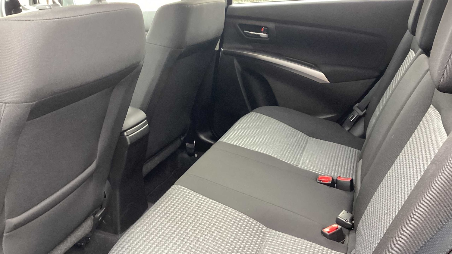 Used Suzuki SX4 S-Cross for sale - 77860337: Photo 17