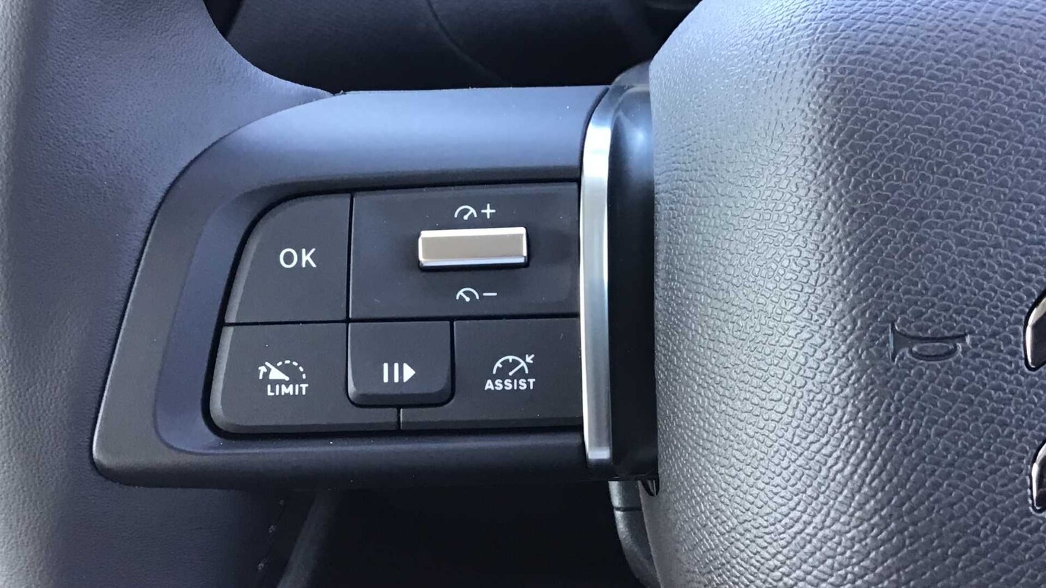 Used Citroen C4 X 2025 for sale - 77857653: Photo 19